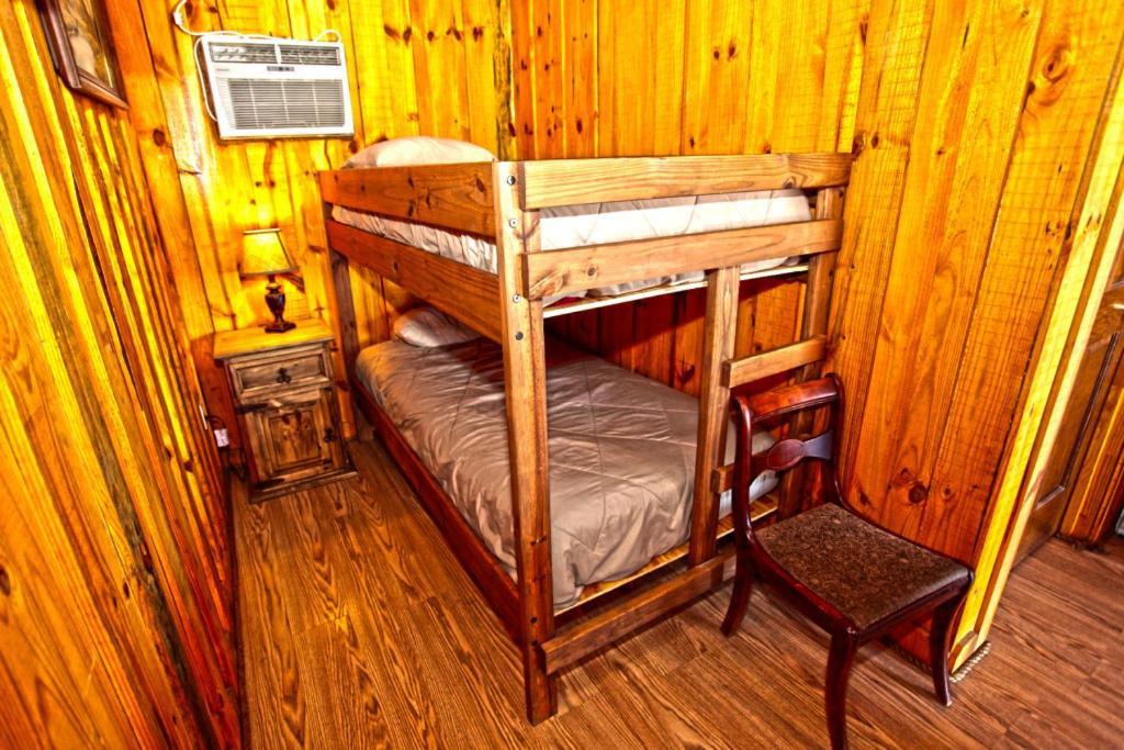 Hotel Diamonds Old West Murfreesboro Exteriér fotografie